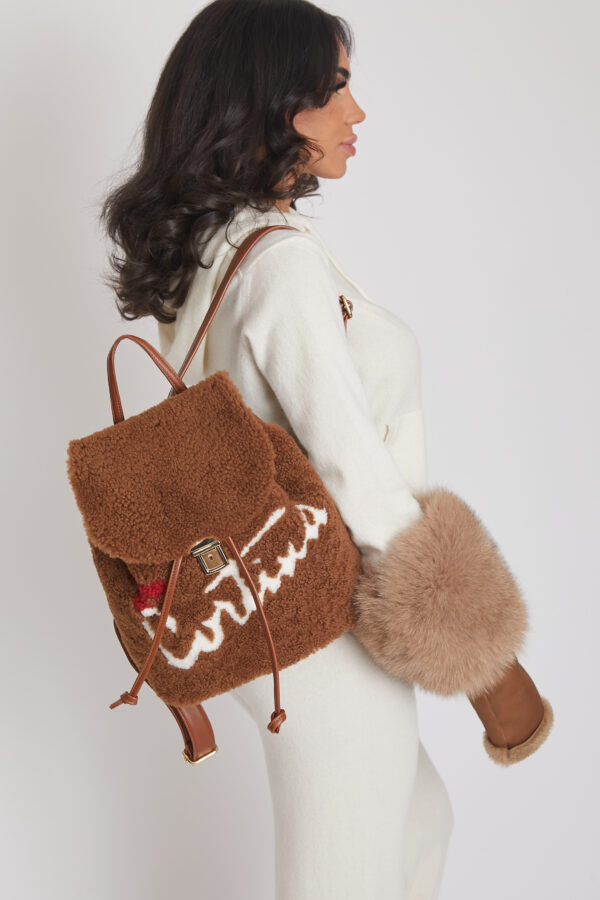 24/25 Zainetto in shearling marrone