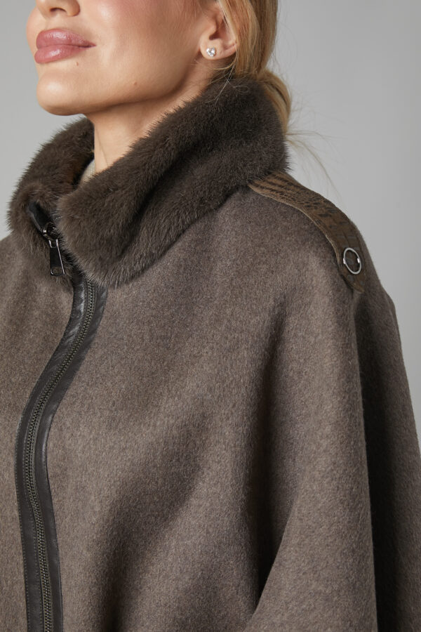 24/25 cappotto in cashmere double con collo e tasche in visone - immagine 3